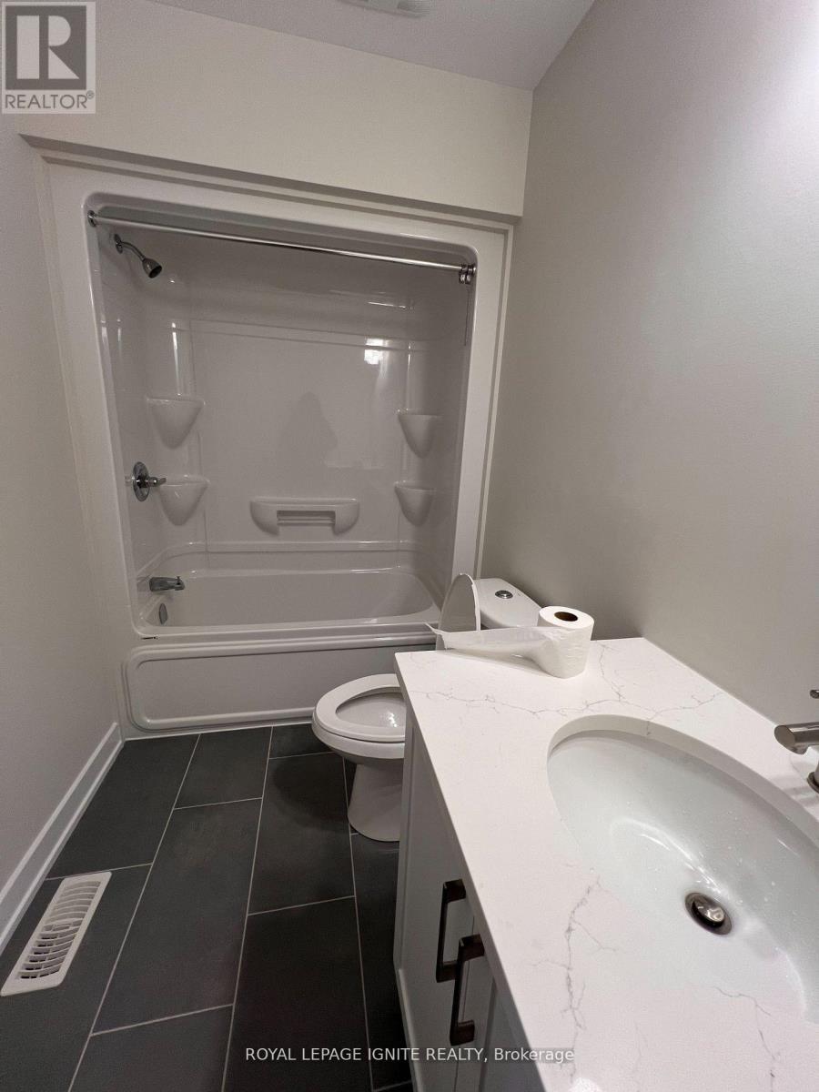 93 Whitcomb Crescent, Smiths Falls, Ontario  K7A 0C1 - Photo 12 - X12657126