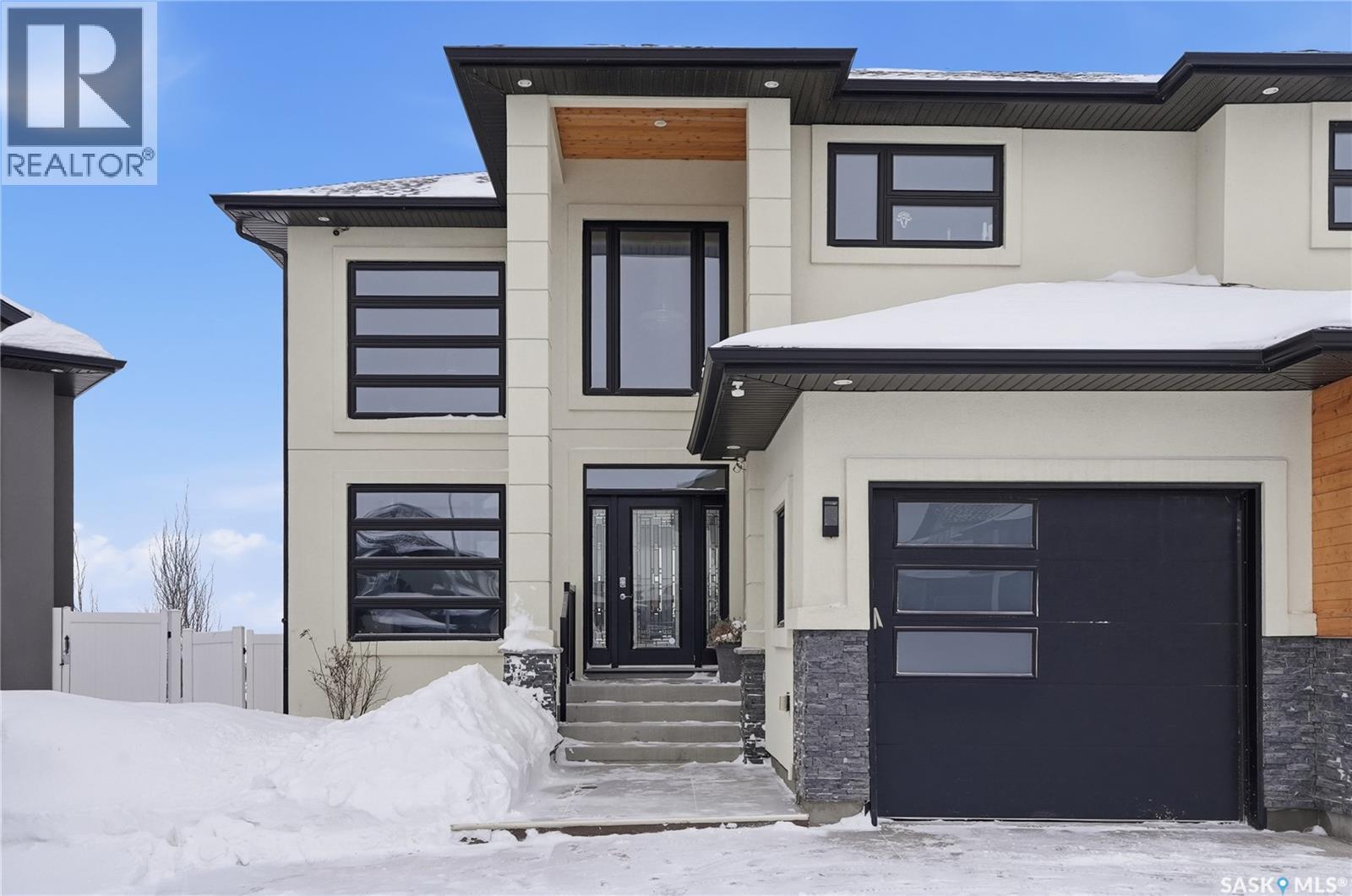 371 Fast Court, Saskatoon, Saskatchewan  S7W 0W8 - Photo 2 - SK025932