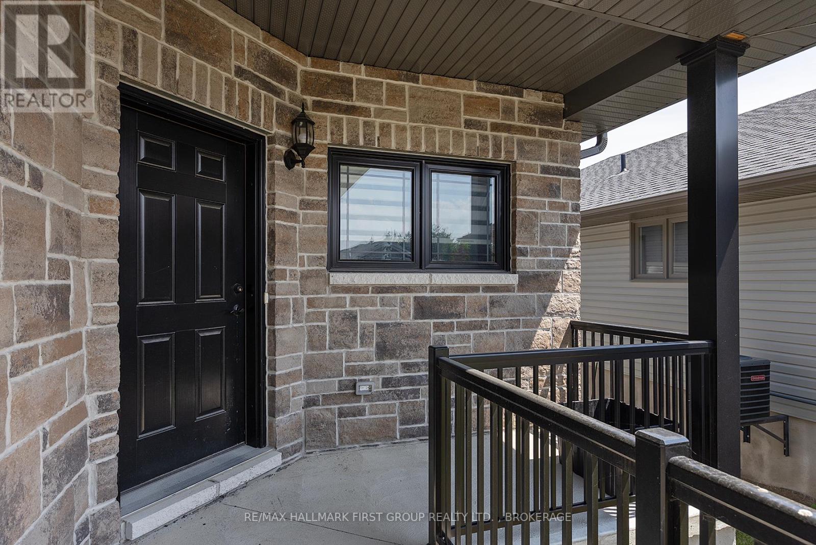 201 Creighton Drive, Loyalist, Ontario  K0H 2H0 - Photo 38 - X12657210