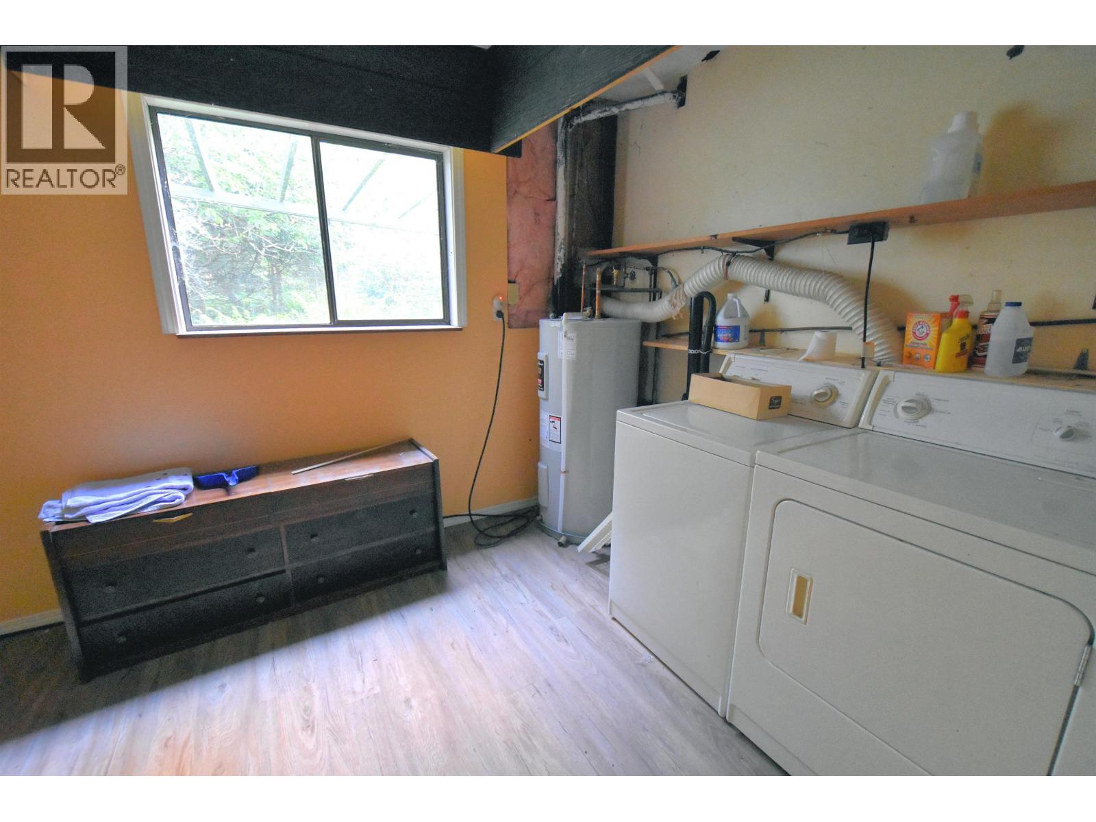 2240 Oldershaw Road, Roberts Creek, British Columbia  V0N 2W5 - Photo 27 - R3075378