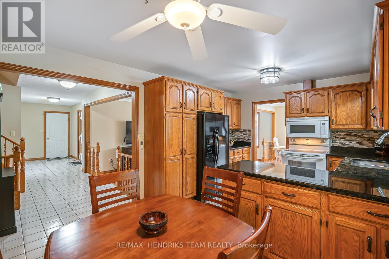 3688 Cardinal Drive, Niagara Falls, Ontario  L2H 2Y1 - Photo 11 - X12657228