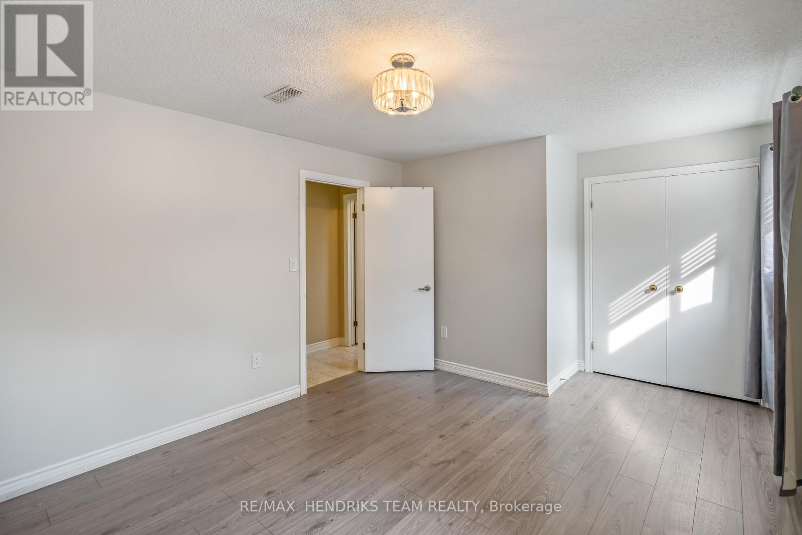 3688 Cardinal Drive, Niagara Falls, Ontario  L2H 2Y1 - Photo 22 - X12657228