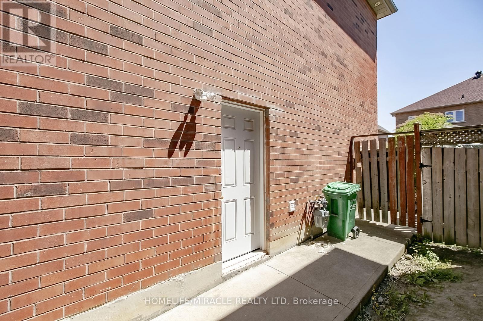 20 Culture Crescent, Brampton, Ontario  L6X 4V4 - Photo 39 - W12656736