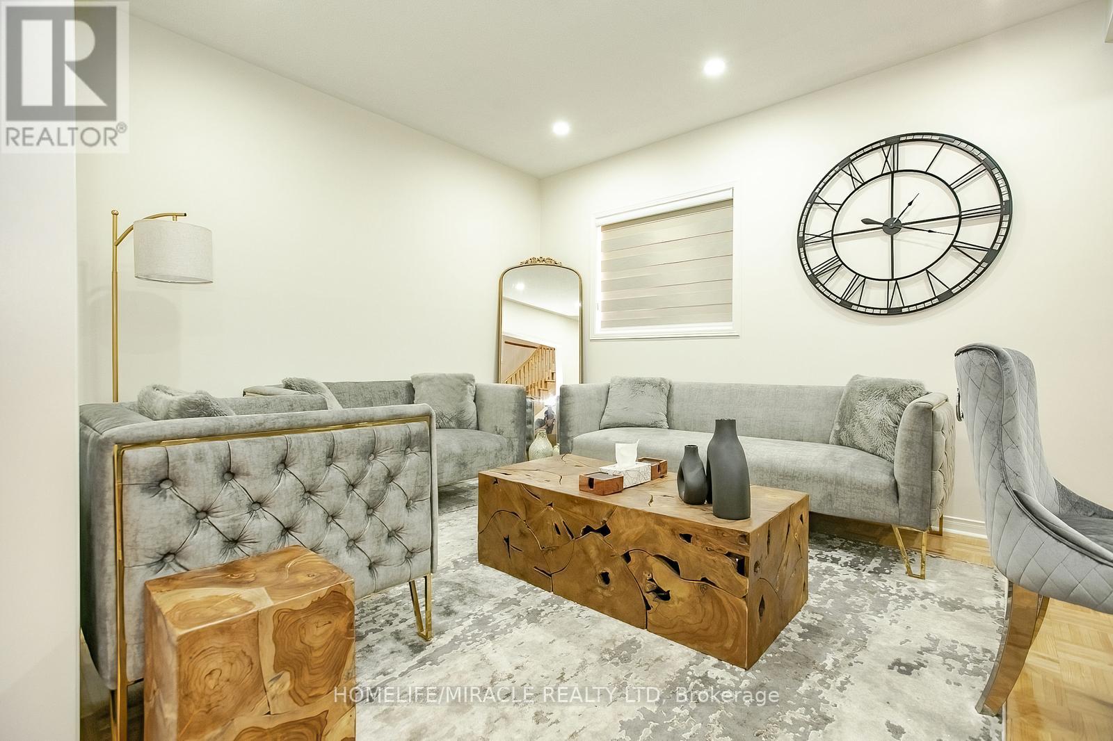 20 Culture Crescent, Brampton, Ontario  L6X 4V4 - Photo 7 - W12656736