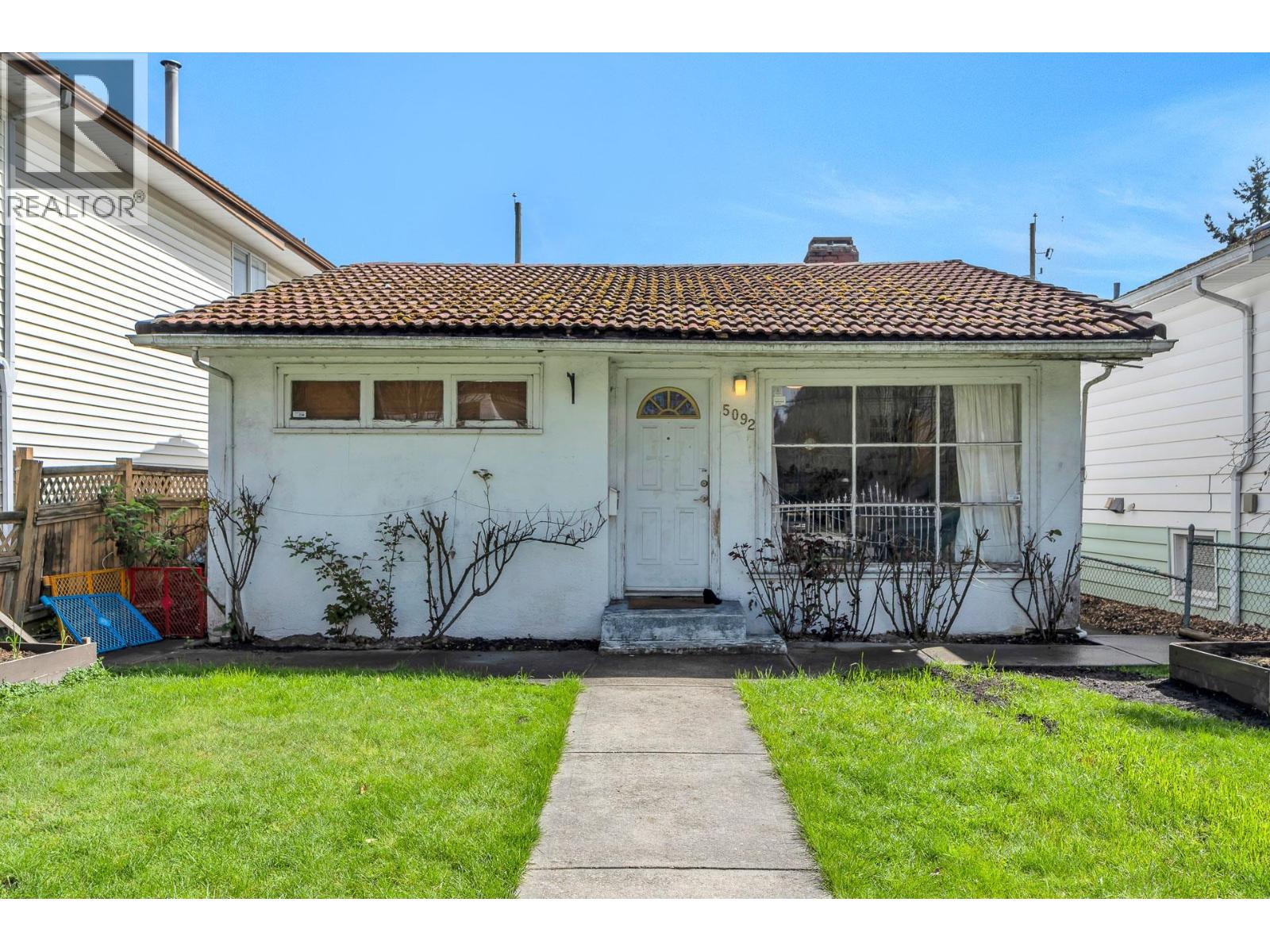 5092 MAIN STREET, Vancouver, British Columbia