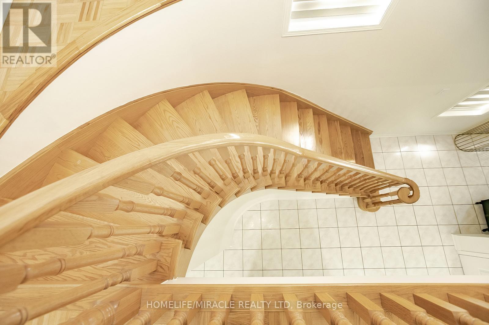 20 Culture Crescent, Brampton, Ontario  L6X 4V4 - Photo 19 - W12656736