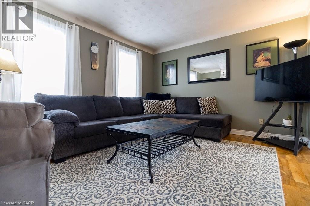 59 Acadia Drive, Welland, Ontario  L3C 6L4 - Photo 4 - 40795614