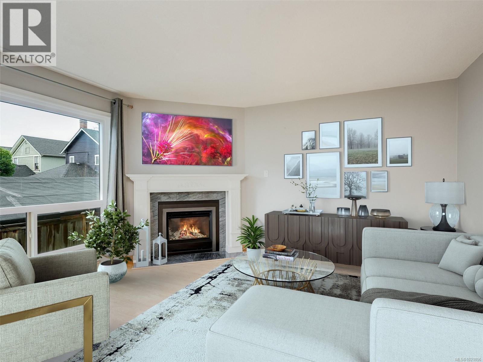 4 947 Caledonia Ave, Victoria, British Columbia  V8T 1E7 - Photo 2 - 1021856