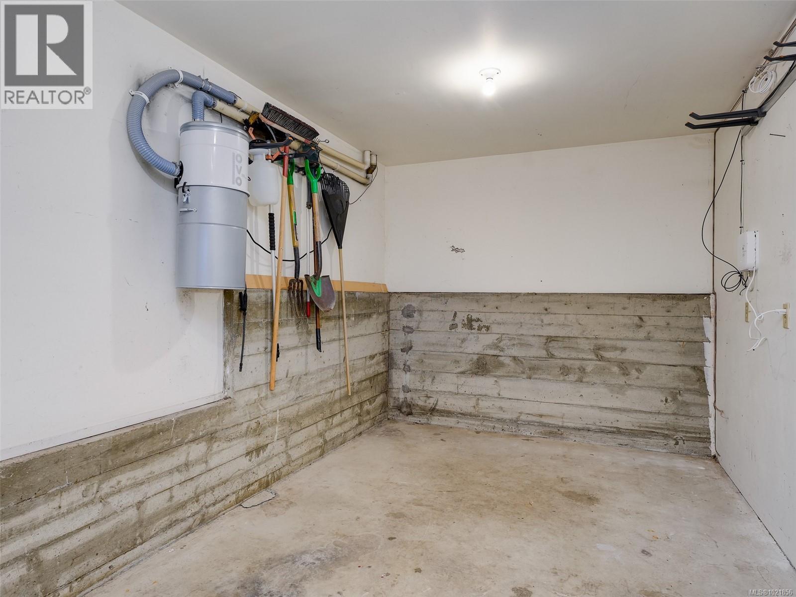 4 947 Caledonia Ave, Victoria, British Columbia  V8T 1E7 - Photo 23 - 1021856