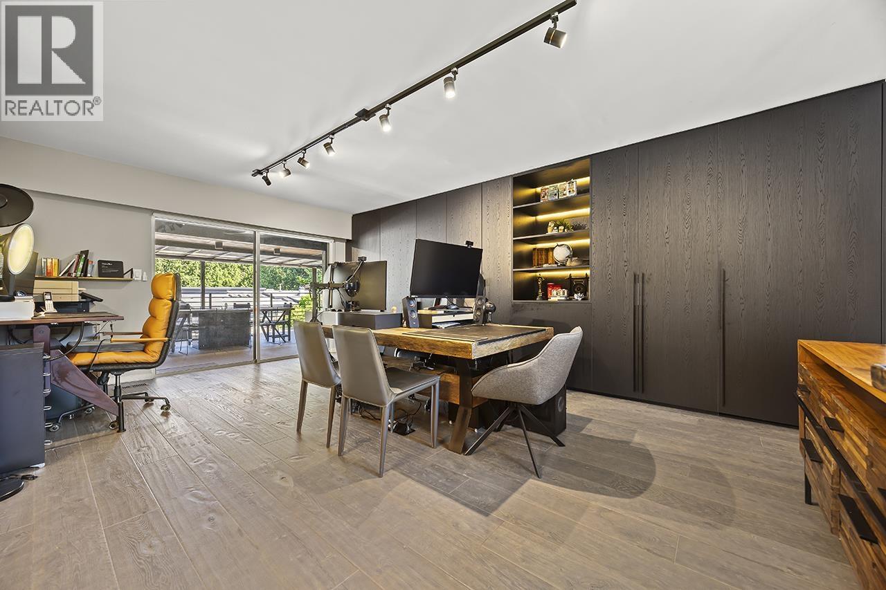 3155 Cardinal Drive, Burnaby, British Columbia  V5A 2T5 - Photo 10 - R3075441