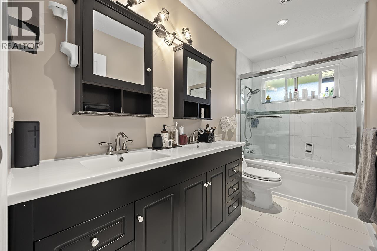 3155 Cardinal Drive, Burnaby, British Columbia  V5A 2T5 - Photo 18 - R3075441