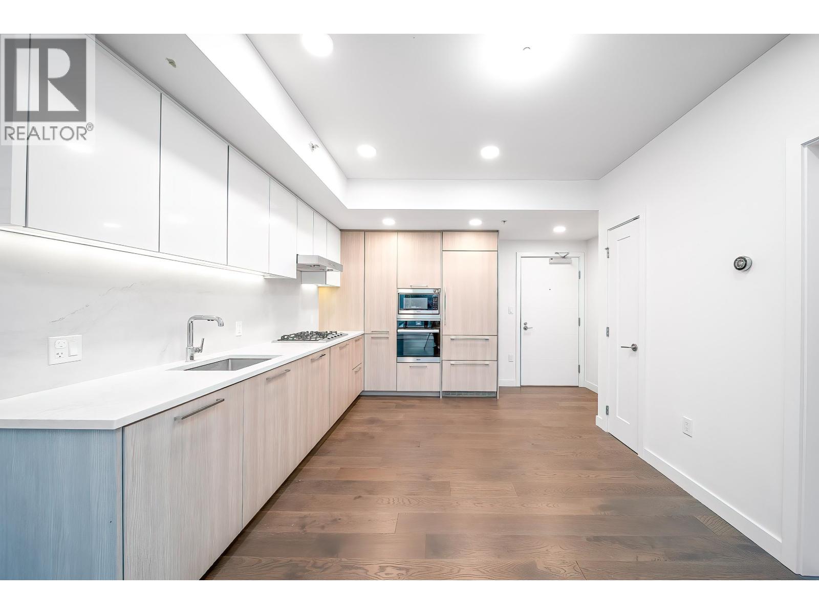 500 3331 No.3 Road, Richmond, British Columbia  V6X 2B6 - Photo 4 - R3075436