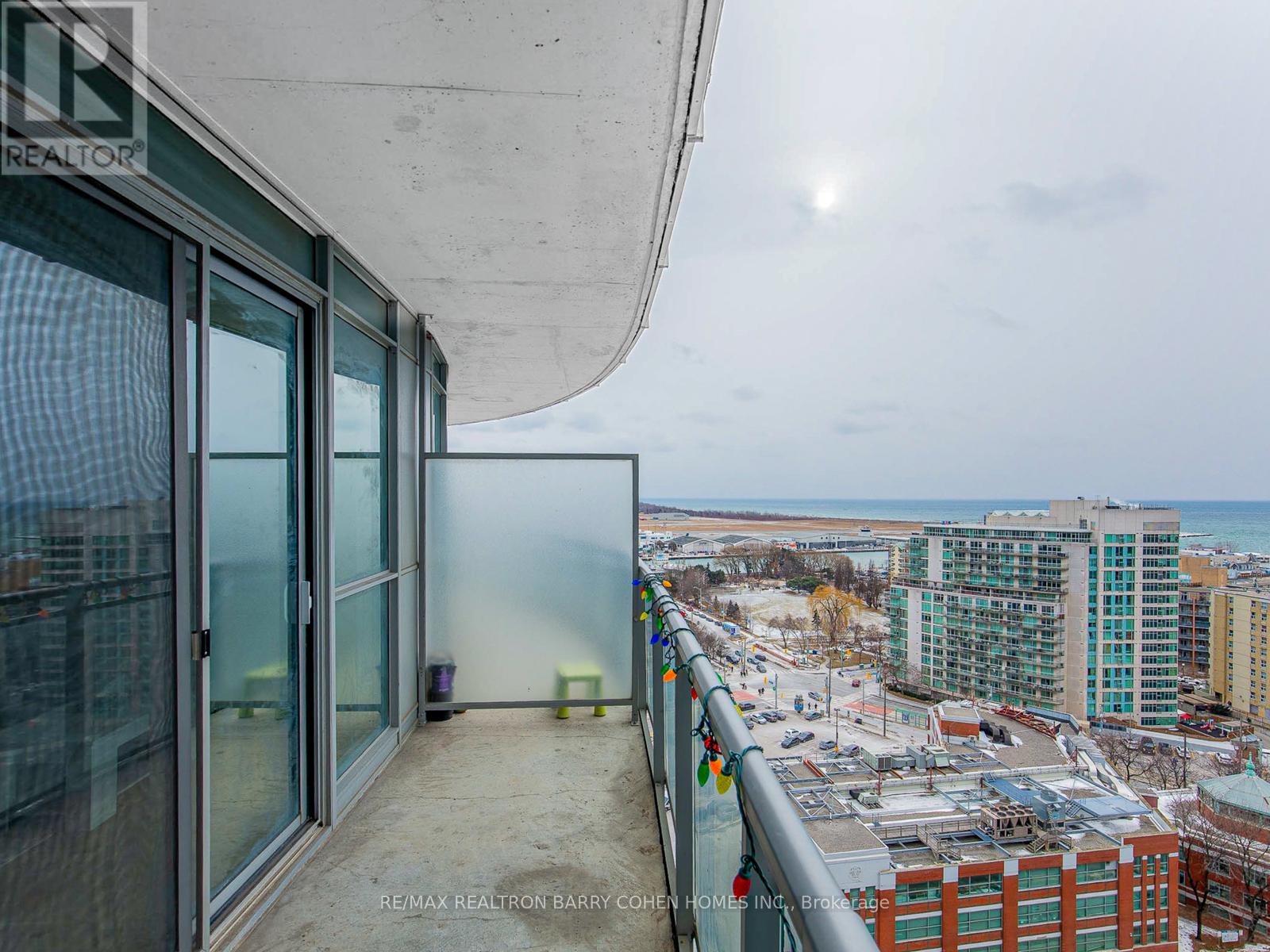 2102 - 38 Dan Leckie Way, Toronto, Ontario  M5V 2V6 - Photo 14 - C12657244