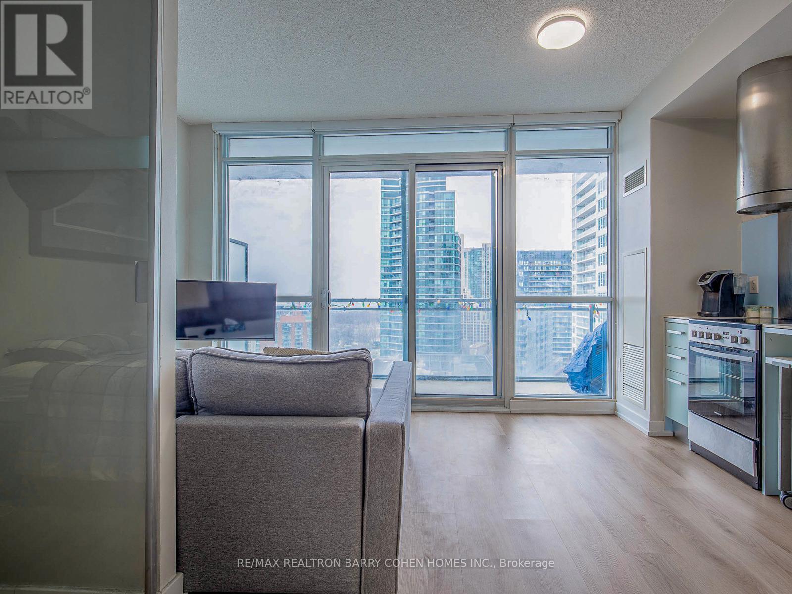 2102 - 38 Dan Leckie Way, Toronto, Ontario  M5V 2V6 - Photo 6 - C12657244