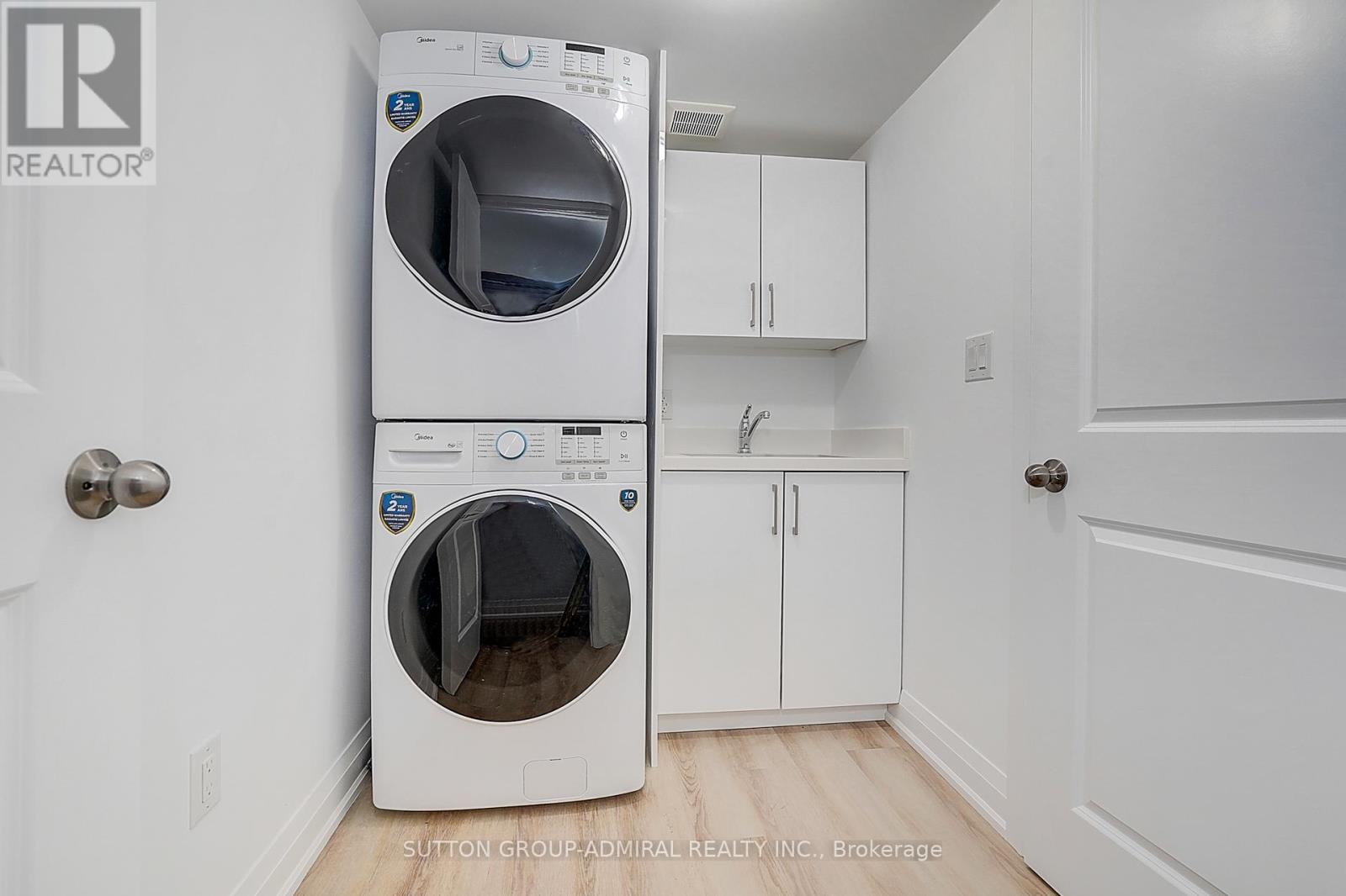 Main & Basement - 166 Vaughan Road, Toronto, Ontario  M6C 2M2 - Photo 33 - C12657248