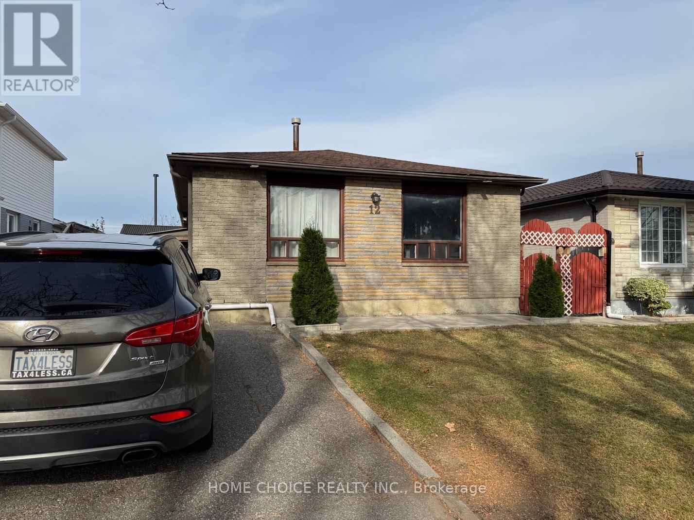 12 Sultan Pool Drive, Toronto, Ontario  M9V 4H2 - Photo 1 - W12657218