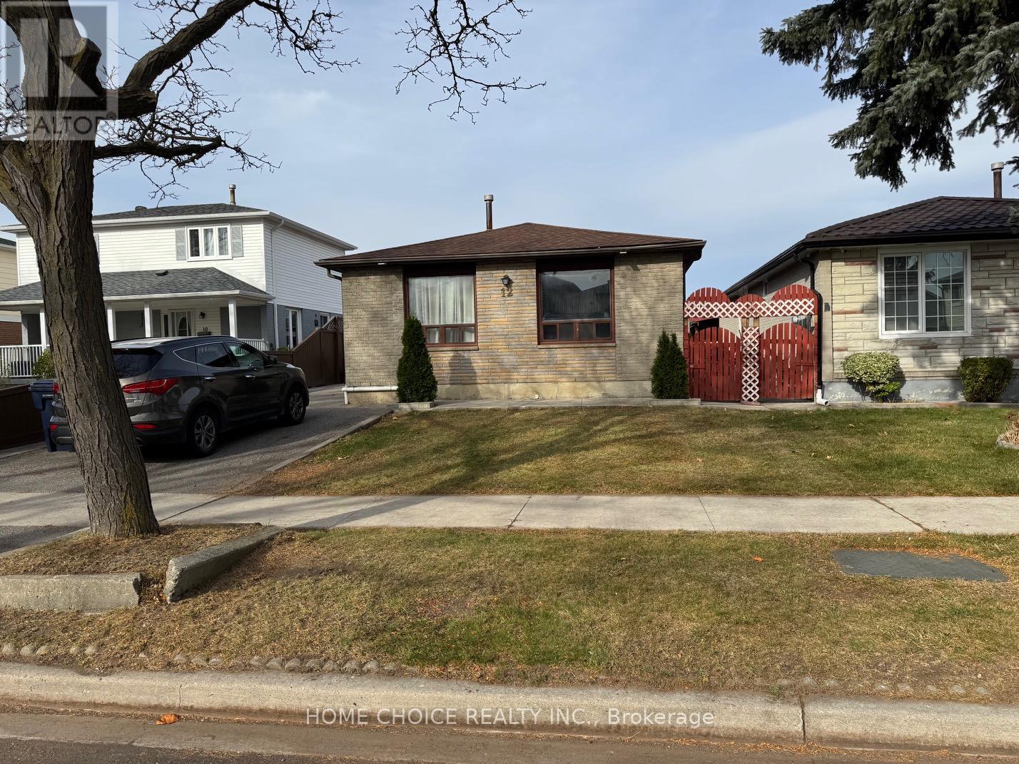 12 Sultan Pool Drive, Toronto, Ontario  M9V 4H2 - Photo 42 - W12657218