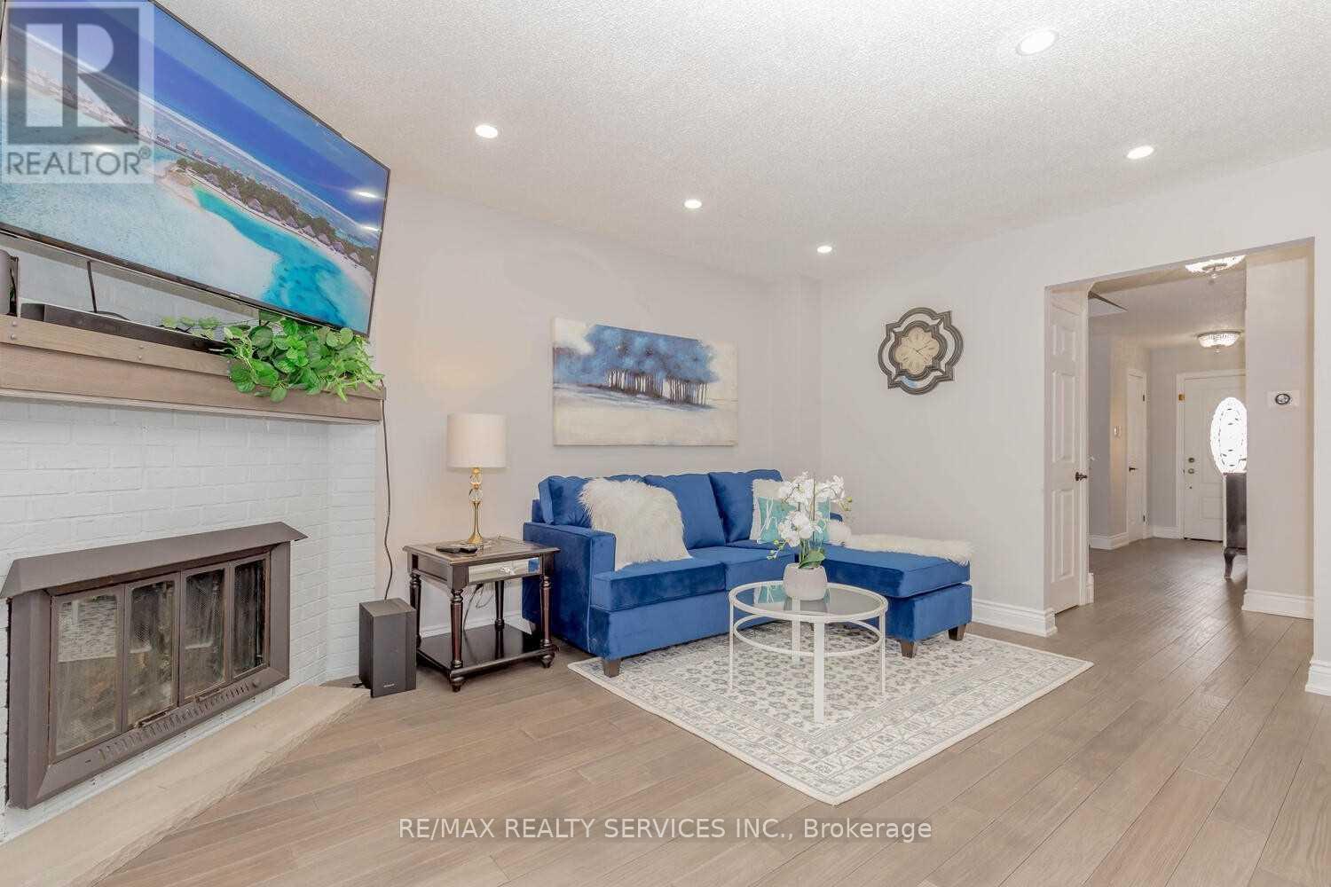 **upper** - 89 Martindale Crescent, Brampton, Ontario  L6X 2T8 - Photo 6 - W12657238