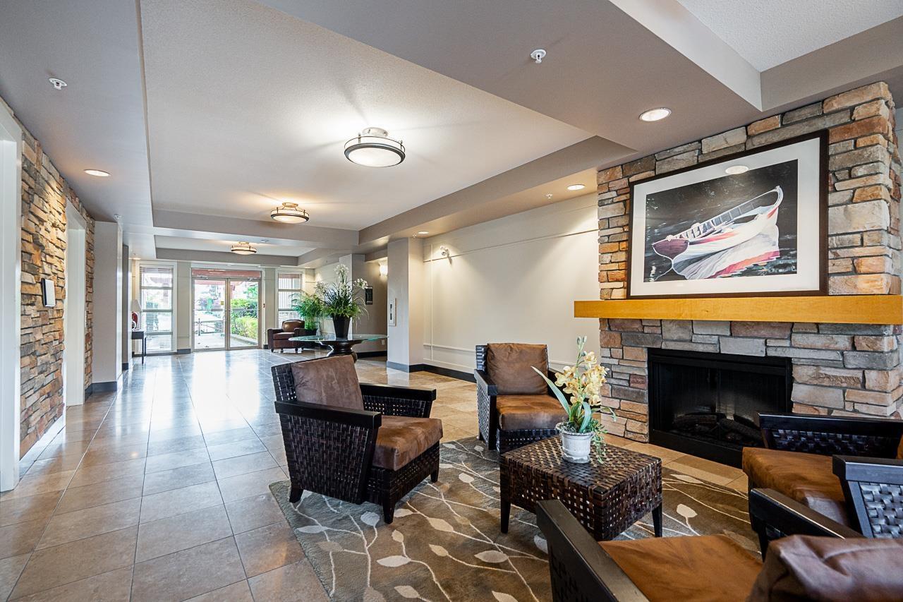 204 16469 64 Avenue, Surrey, British Columbia  V3S 6V7 - Photo 6 - R3075429