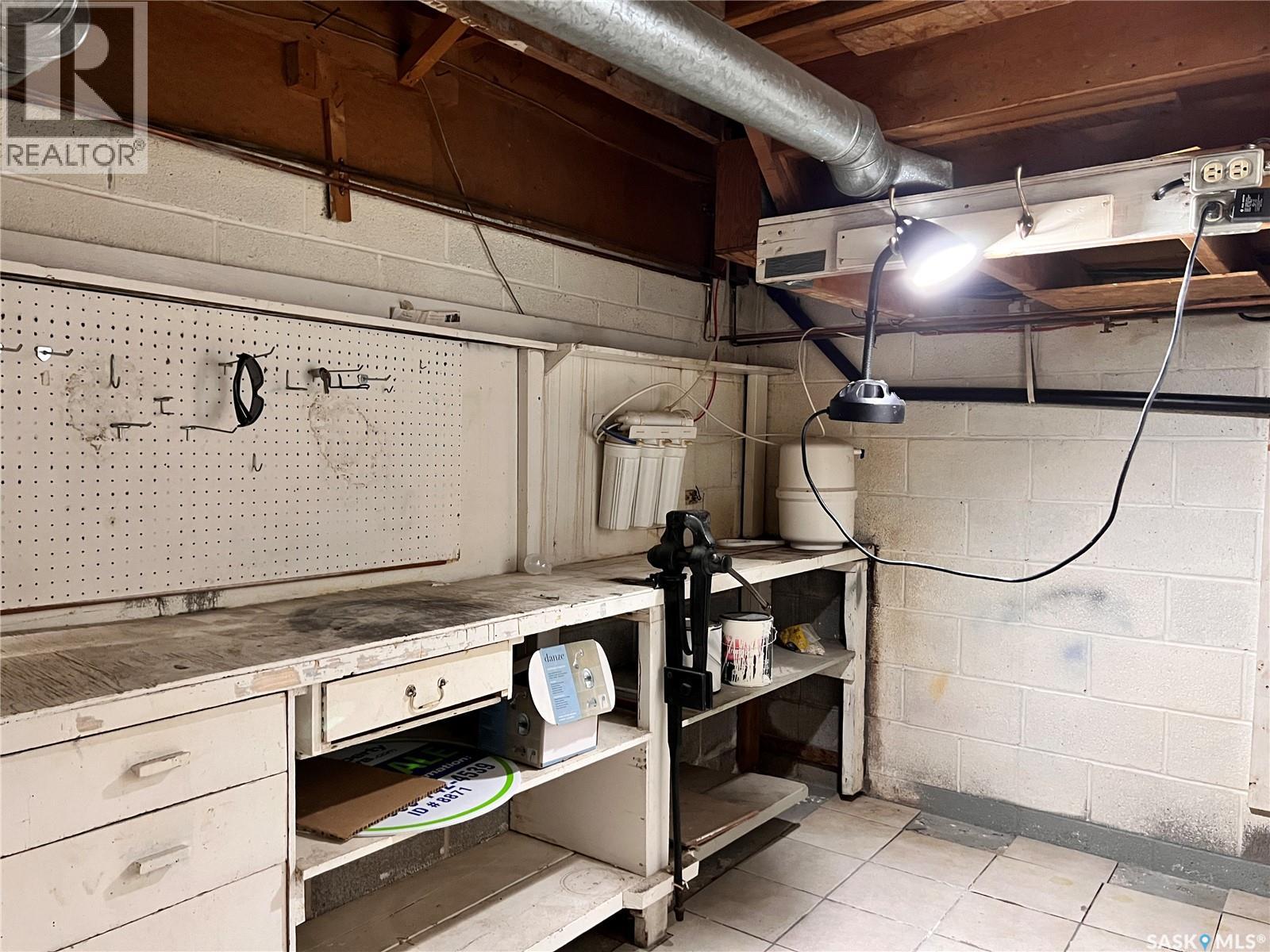 606 2nd Avenue, Raymore, Saskatchewan  S0A 3J0 - Photo 11 - SK026038