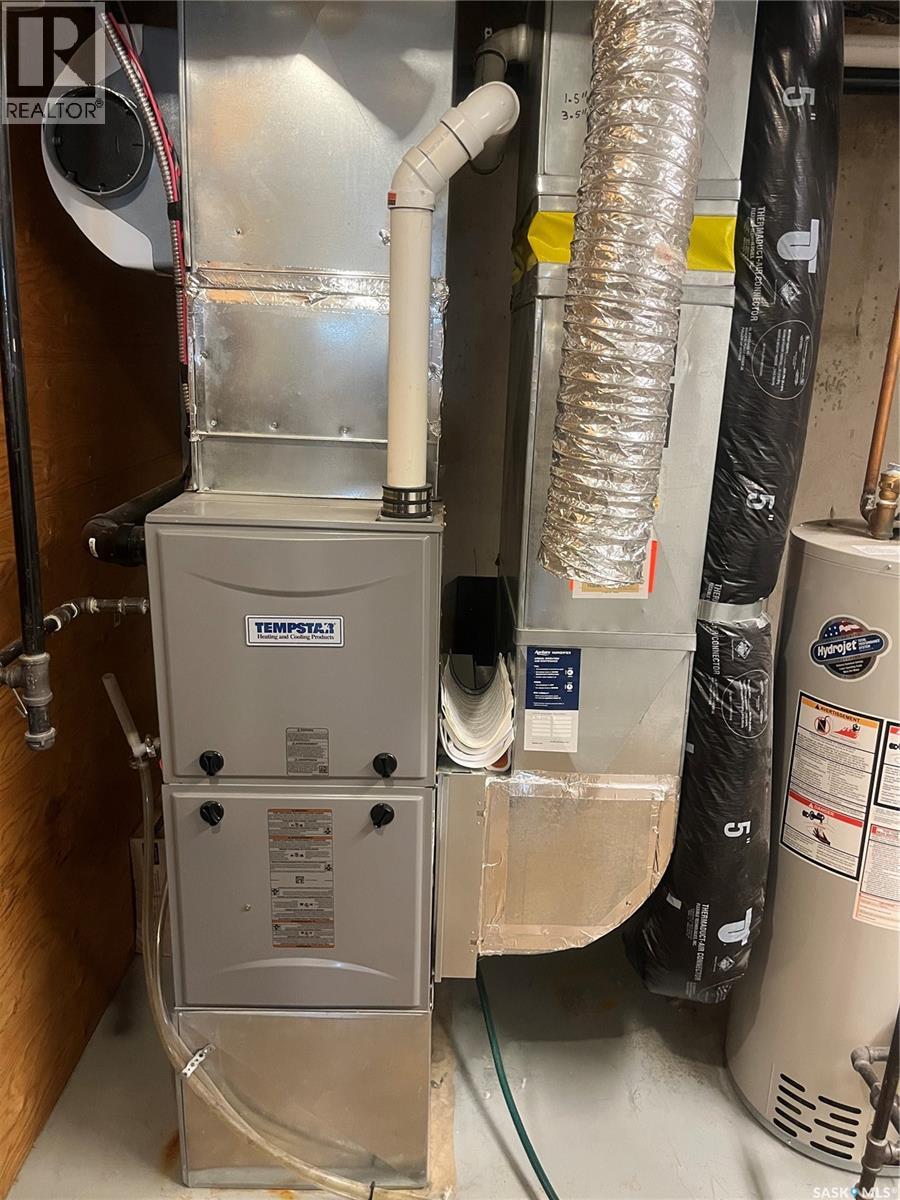 1234 Dover Avenue, Regina, Saskatchewan  S4R 0L4 - Photo 32 - SK026032