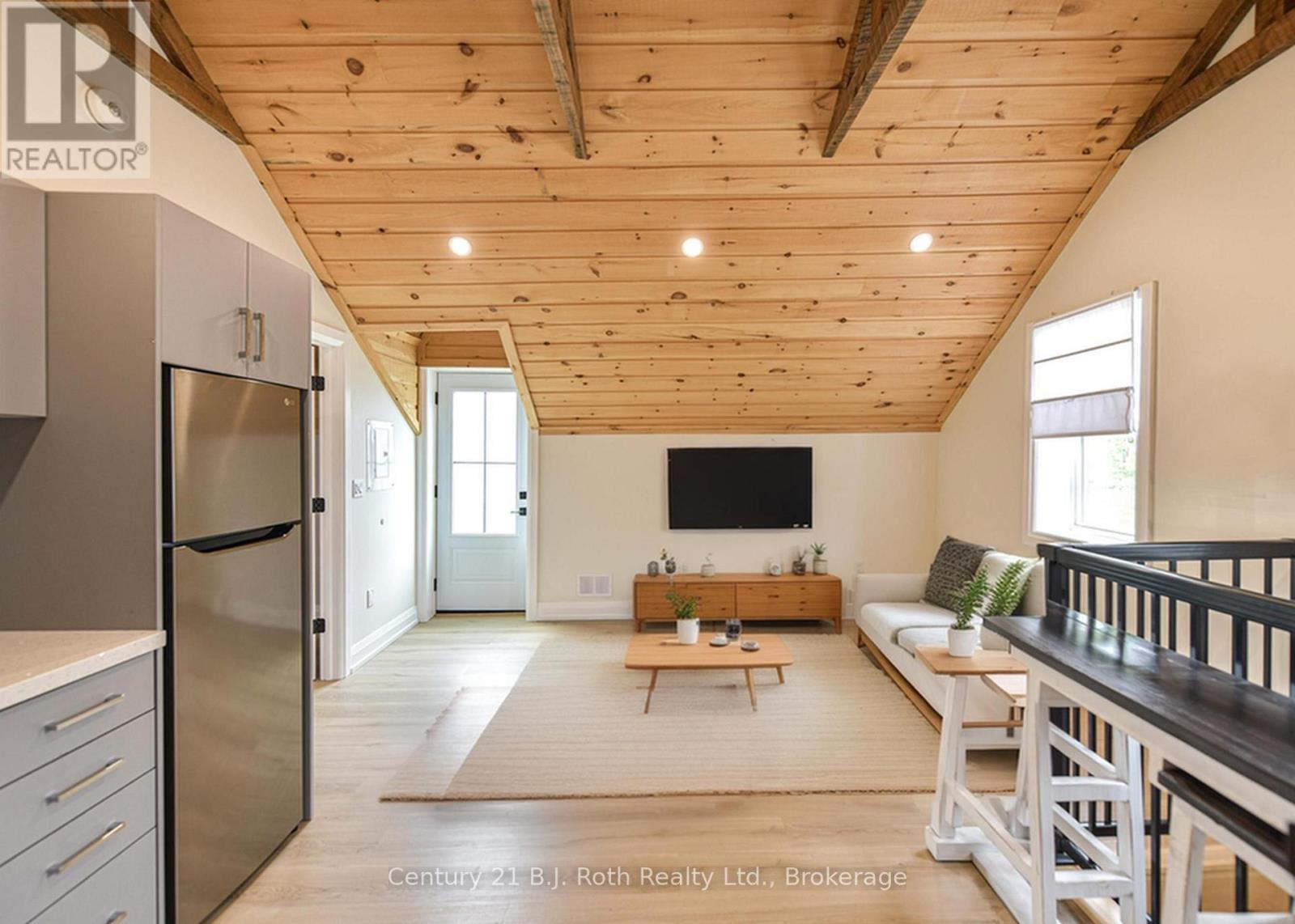 UNIT B - 274 MISSISSAGA STREET W, orillia, Ontario