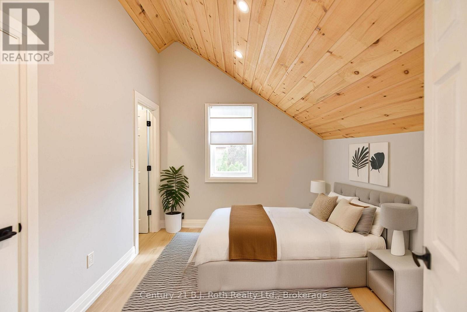 Unit B - 274 Mississaga Street W, Orillia, Ontario  L3V 3B8 - Photo 6 - S12657342