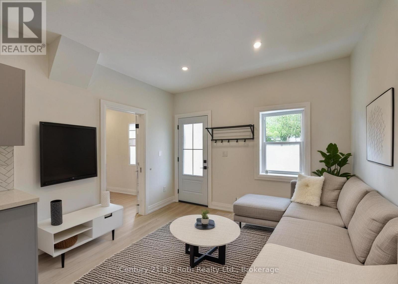 Unit A - 274 Mississaga Street W, Orillia, Ontario  L3V 3B8 - Photo 7 - S12657344