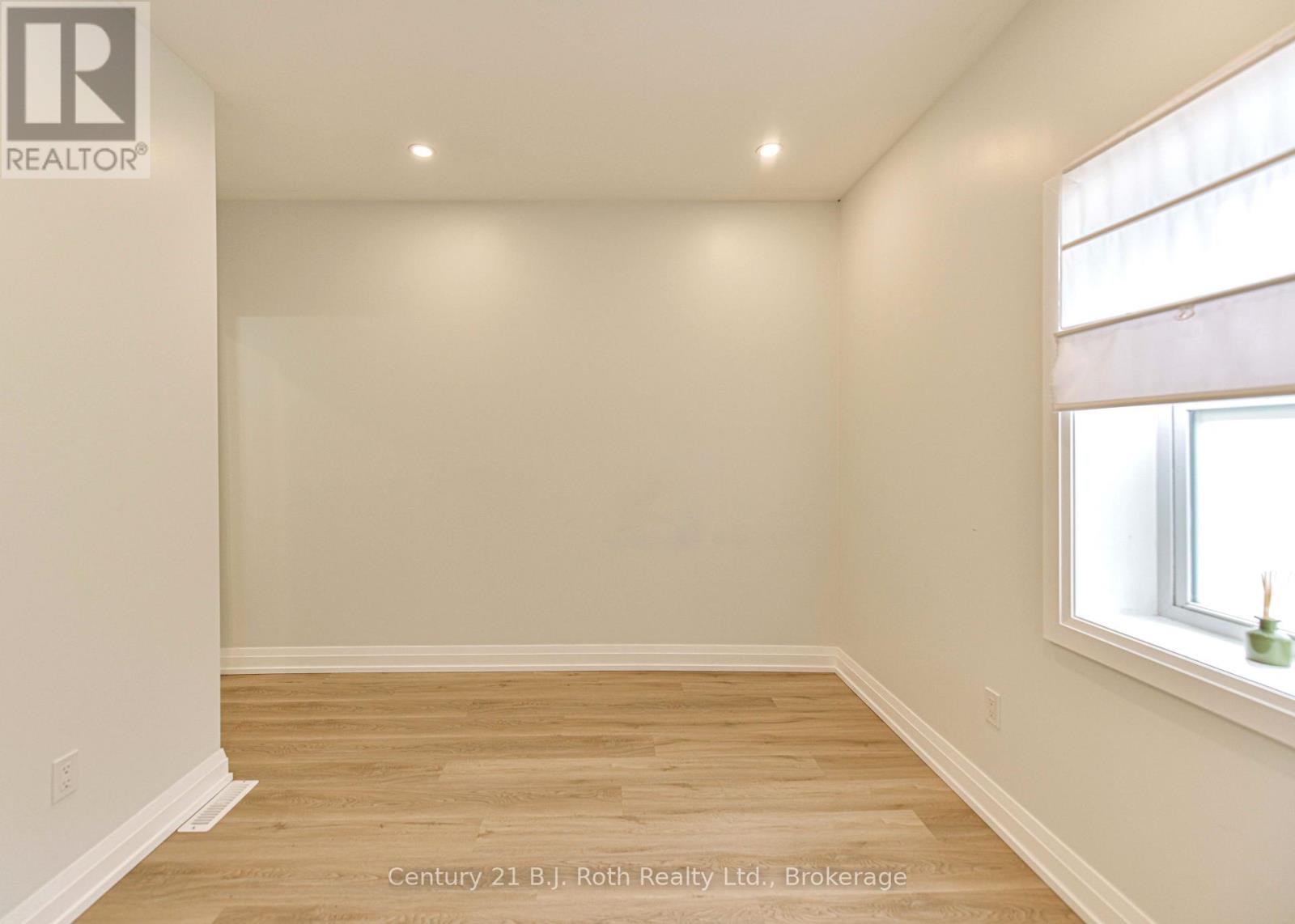 Unit A - 274 Mississaga Street W, Orillia, Ontario  L3V 3B8 - Photo 9 - S12657344