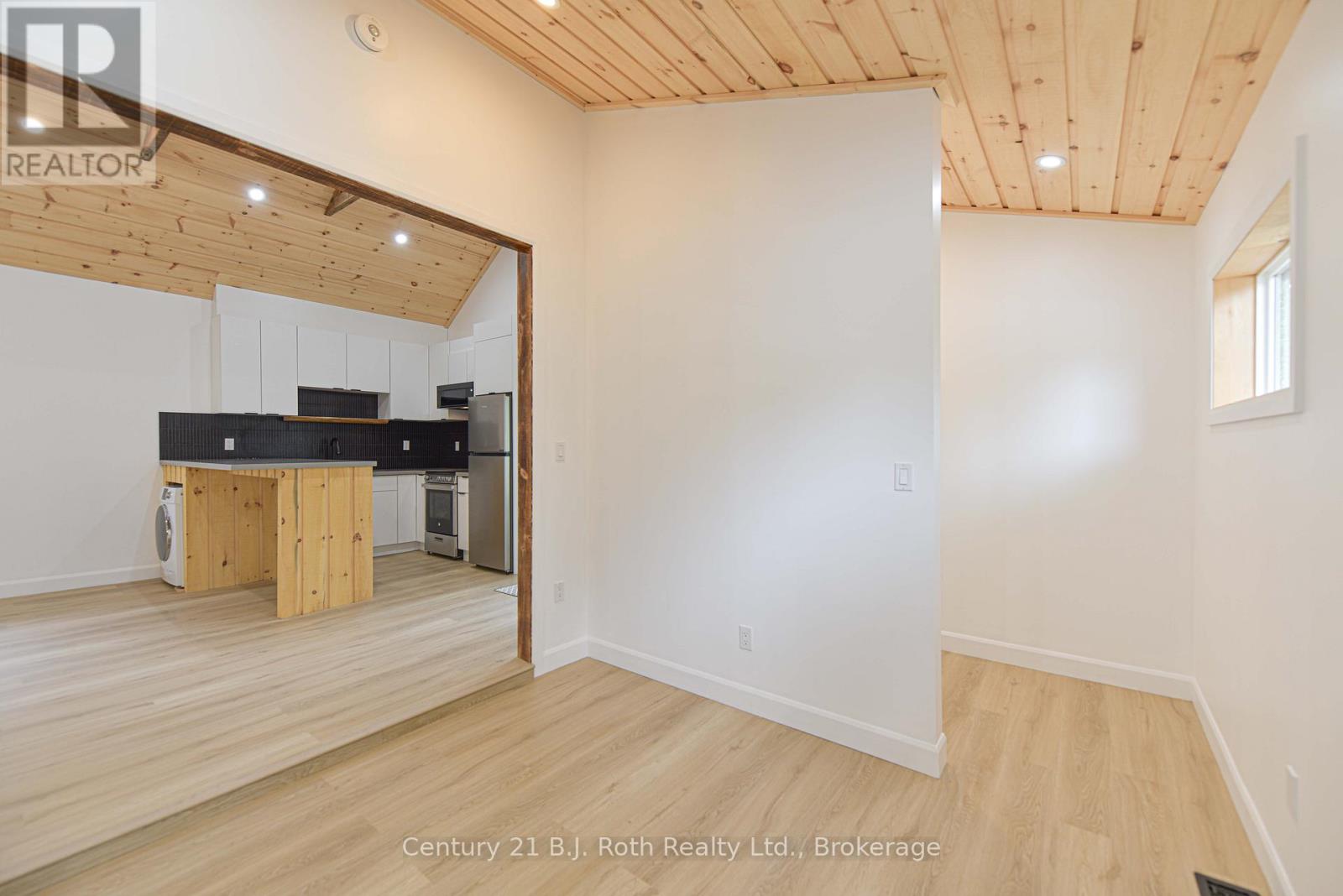 Unit C - 274 Mississaga Street W, Orillia, Ontario  L3V 3B8 - Photo 6 - S12657346