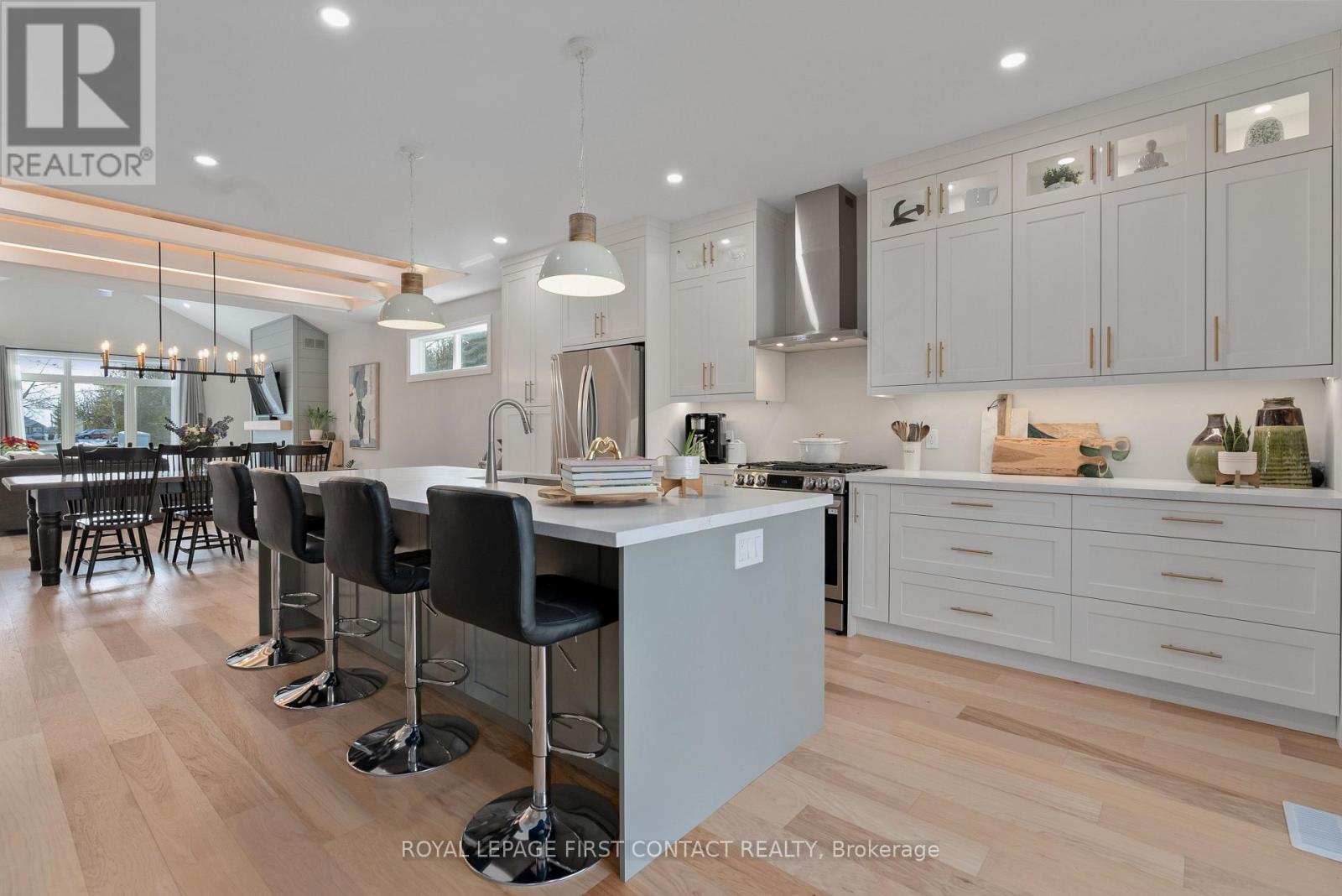 18 Lakeview Road, Oro-Medonte, Ontario  L0L 2E0 - Photo 21 - S12657214