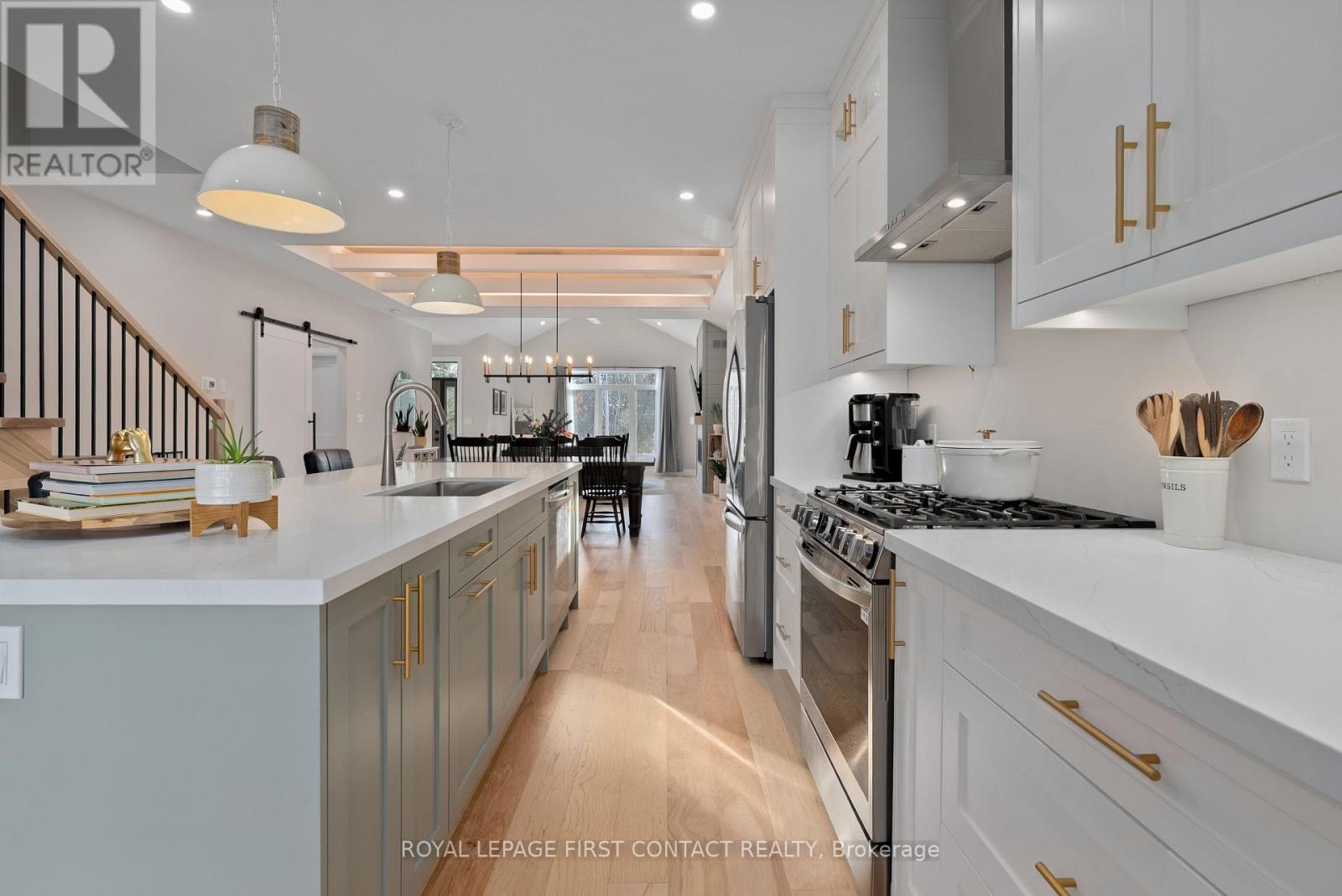 18 Lakeview Road, Oro-Medonte, Ontario  L0L 2E0 - Photo 20 - S12657214