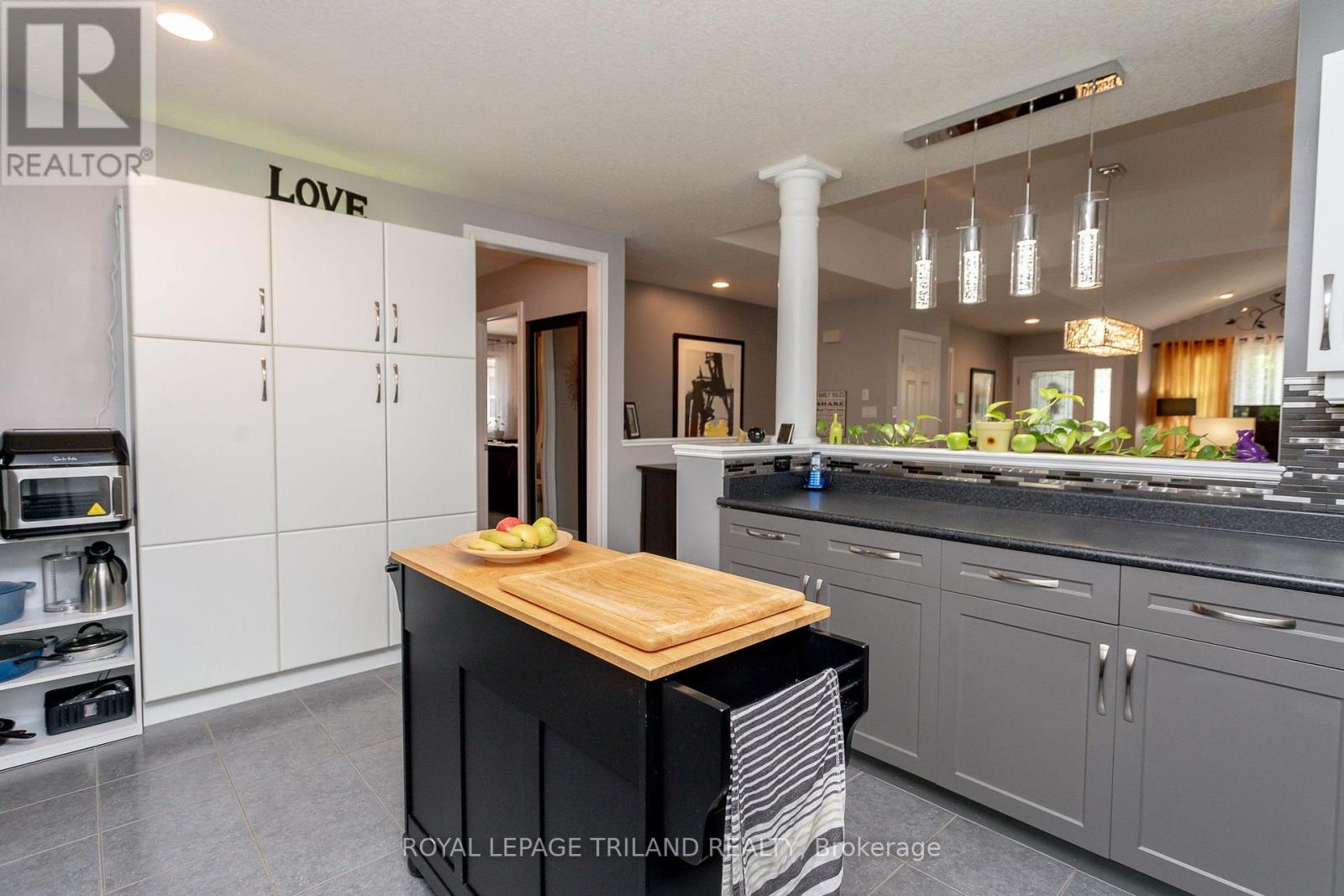 Photo 15 of 40 for 53 Augusta Crescent