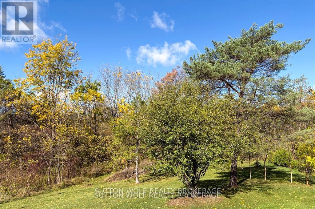 235 William Street, Southwest Middlesex, Ontario  N0L 1Z0 - Photo 22 - X12657304