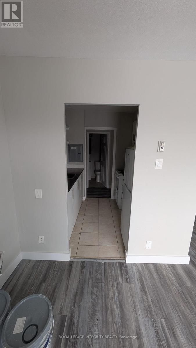 303 - 1435 Morisset Avenue, Ottawa, Ontario  K1Z 8H4 - Photo 4 - X12657370