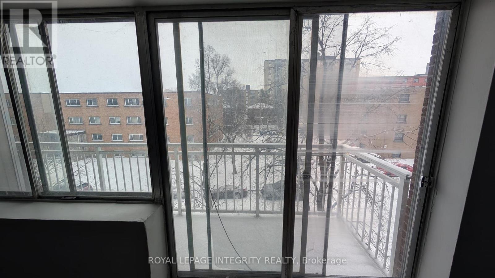 303 - 1435 Morisset Avenue, Ottawa, Ontario  K1Z 8H4 - Photo 5 - X12657370