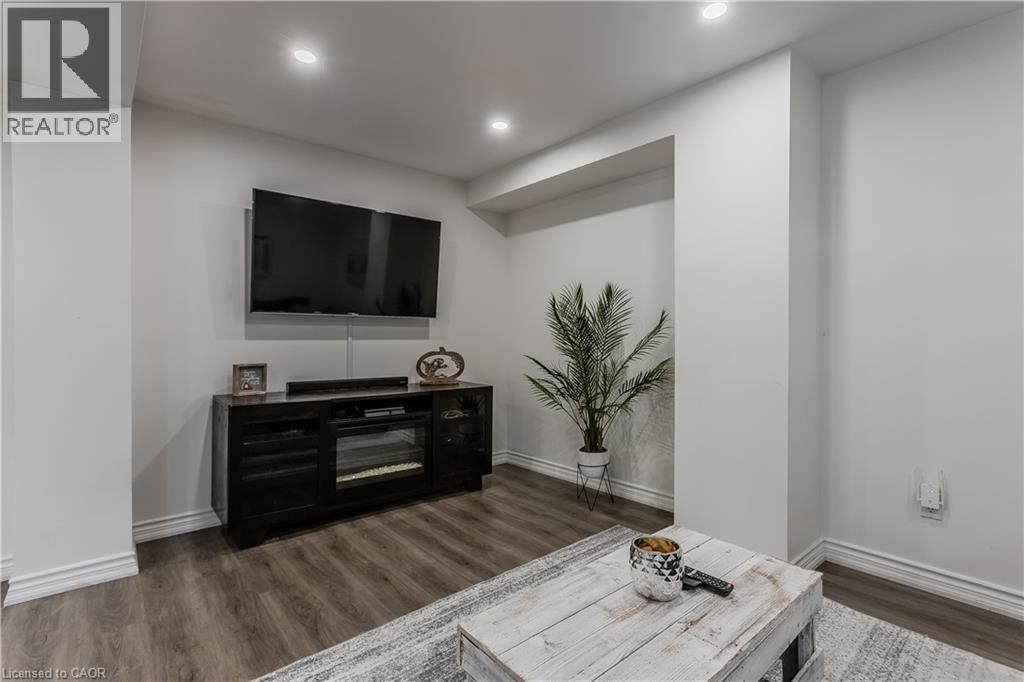 3356 Mikalda Road, Burlington, Ontario  L7M 0K9 - Photo 28 - 40777549