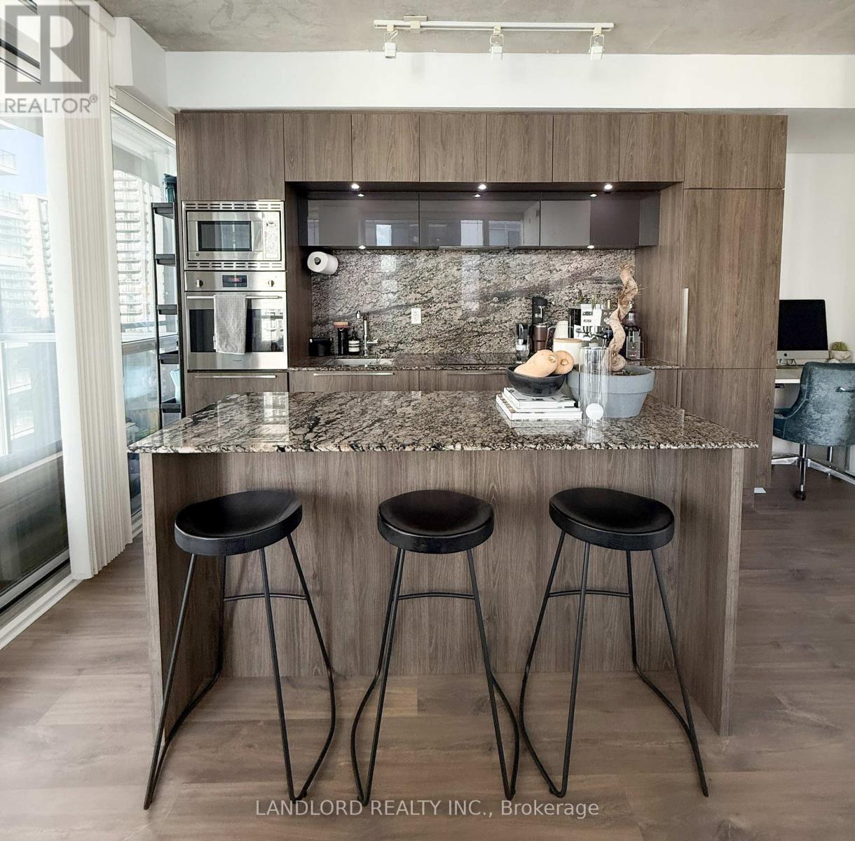 3502 - 88 Blue Jays Way, Toronto, Ontario  M5V 2G3 - Photo 3 - C12657298