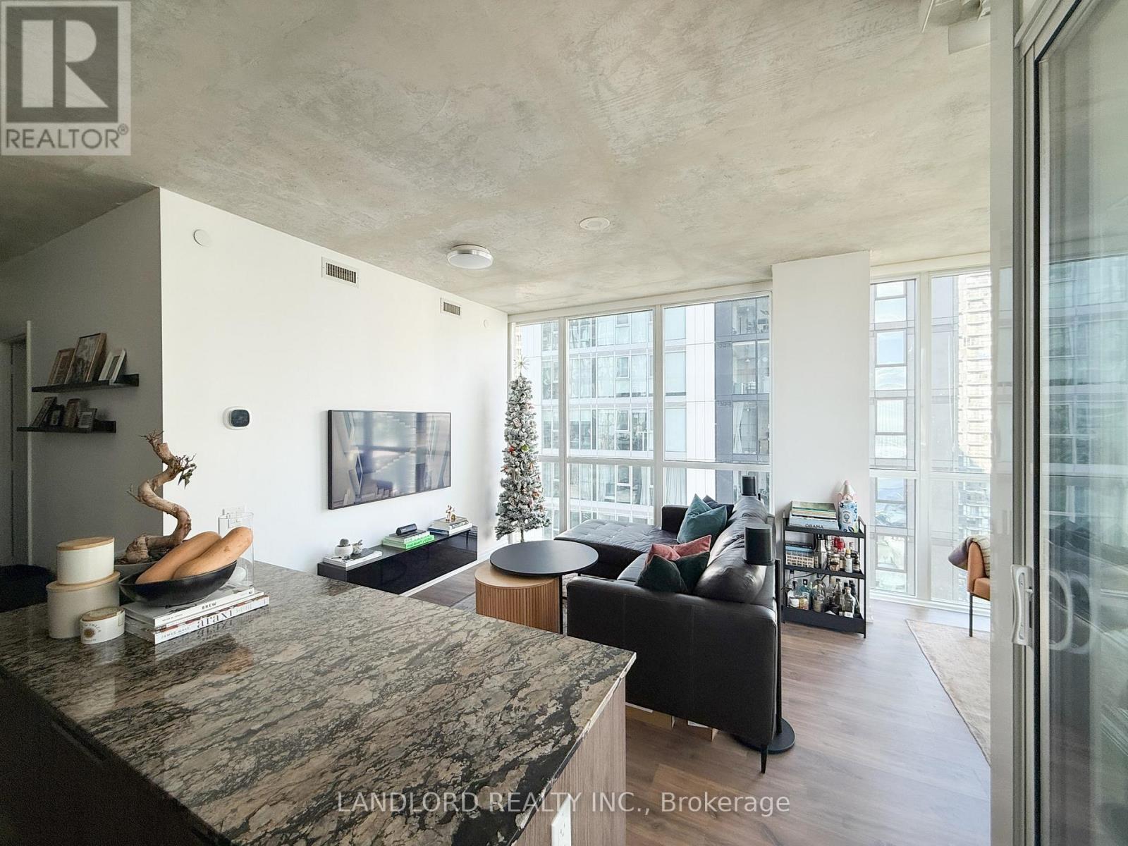 3502 - 88 Blue Jays Way, Toronto, Ontario  M5V 2G3 - Photo 6 - C12657298