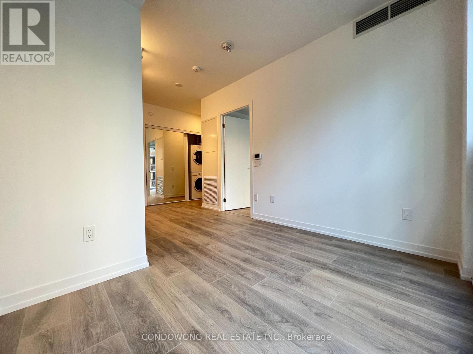 901 - 82 Dalhousie Street, Toronto, Ontario  M5B 0C5 - Photo 5 - C12657324