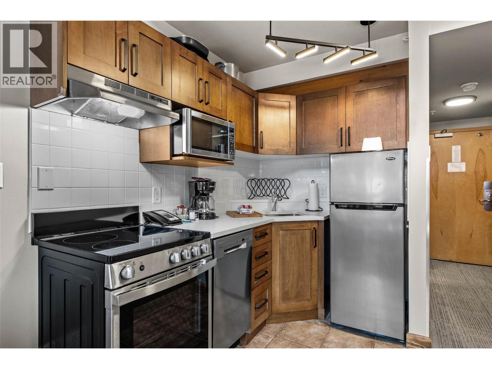 3220 Village Way Unit# 306, Sun Peaks, British Columbia V0E 5N0 - Photo 2 - 10371666