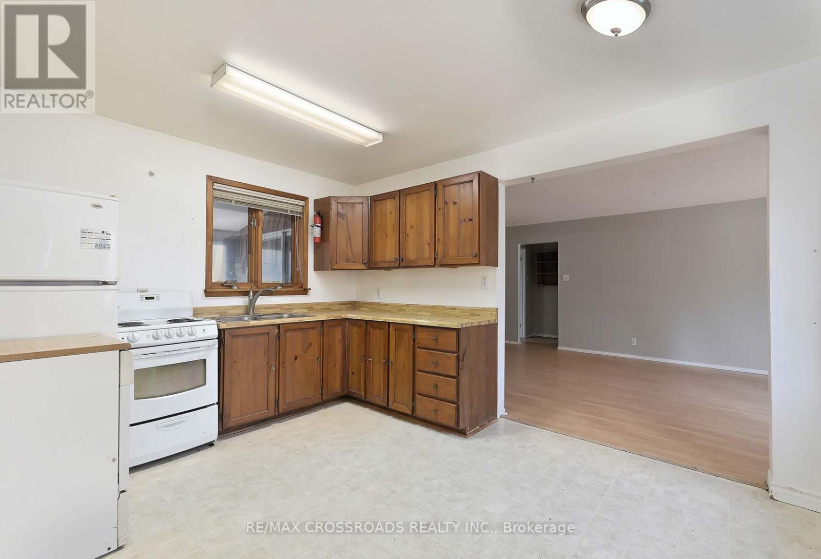 2726 9th Line, Innisfil, Ontario  L9S 3Z8 - Photo 8 - N12657260