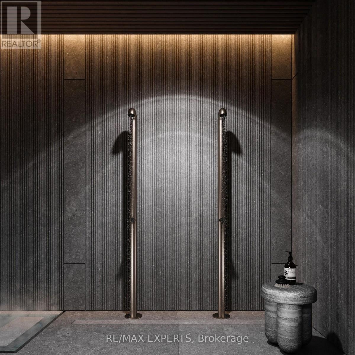 36 Honey Locust Court, Vaughan, Ontario  L6A 1G2 - Photo 45 - N12657286