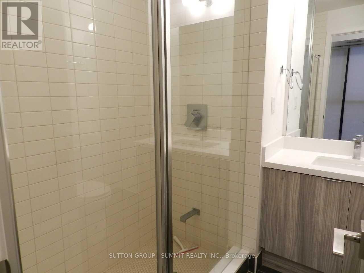 1801 - 2908 Highway 7 W, Vaughan, Ontario  L4K 0K5 - Photo 9 - N12657410