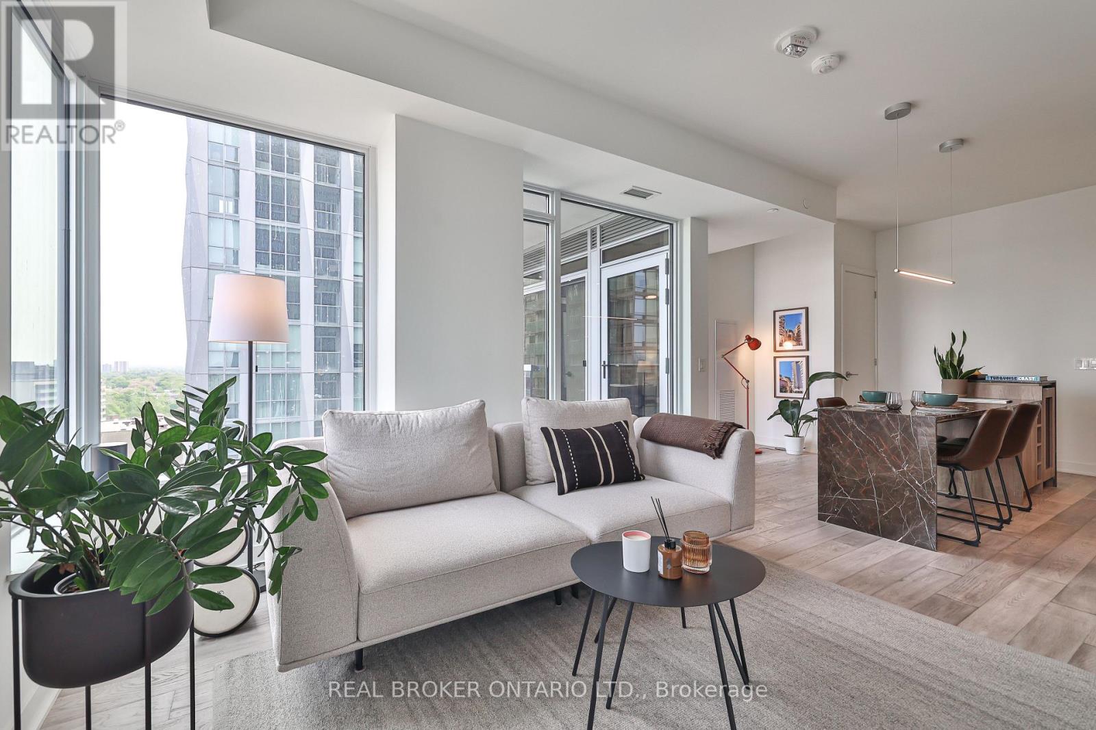 1205 - 11 Yorkville Avenue, Toronto, Ontario  M4W 0B7 - Photo 9 - C12463497