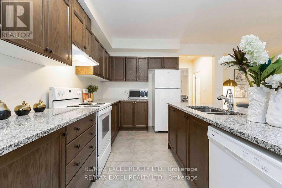 69 William F Bell Parkway, Richmond Hill, Ontario  L4S 0K1 - Photo 14 - N12566592