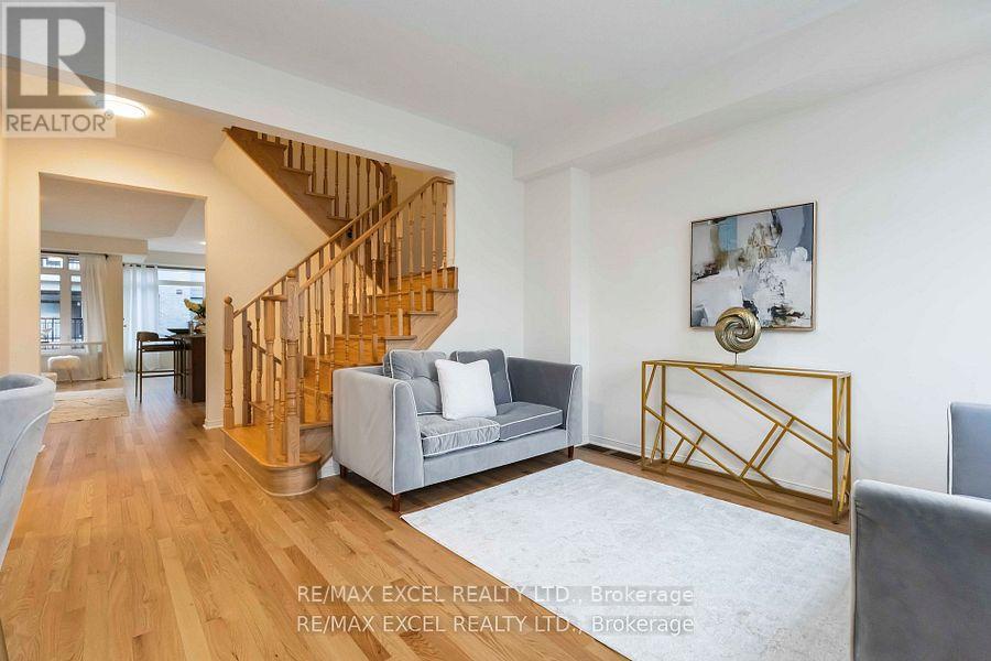 69 William F Bell Parkway, Richmond Hill, Ontario  L4S 0K1 - Photo 9 - N12566592