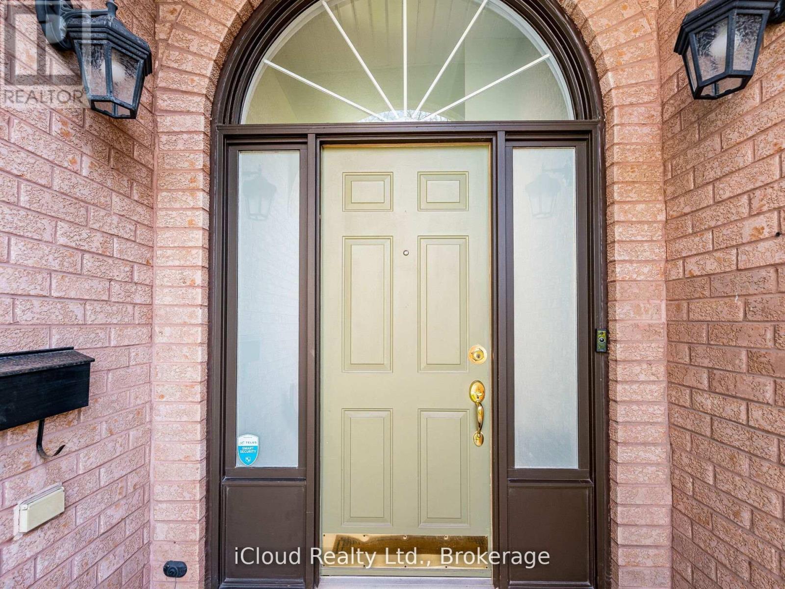 16 - 1100 Queens Avenue, Oakville, Ontario  L6H 2B5 - Photo 6 - W12657256