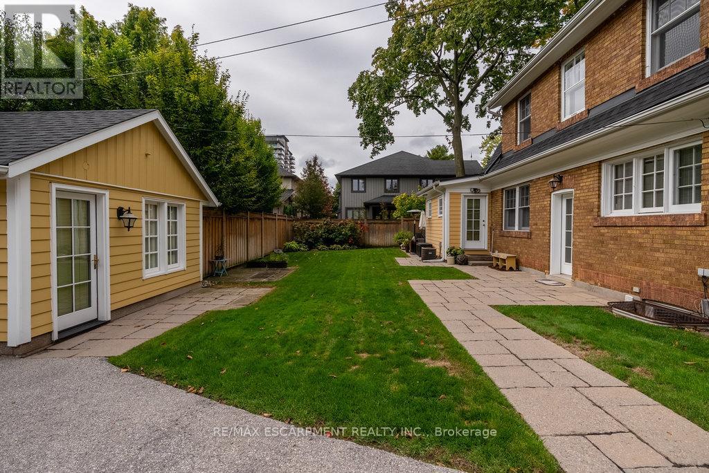 C - 2080 Caroline Street, Burlington, Ontario  L7R 1L5 - Photo 7 - W12657306