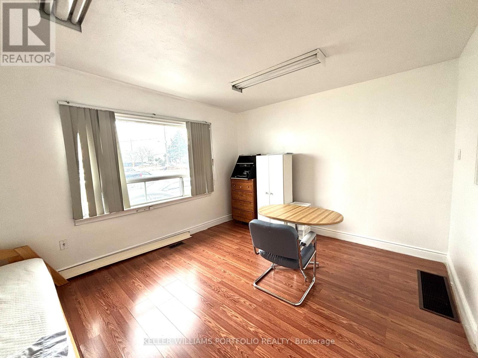 127 Thirtieth Street, Toronto, Ontario  M8W 3C3 - Photo 5 - W12657308